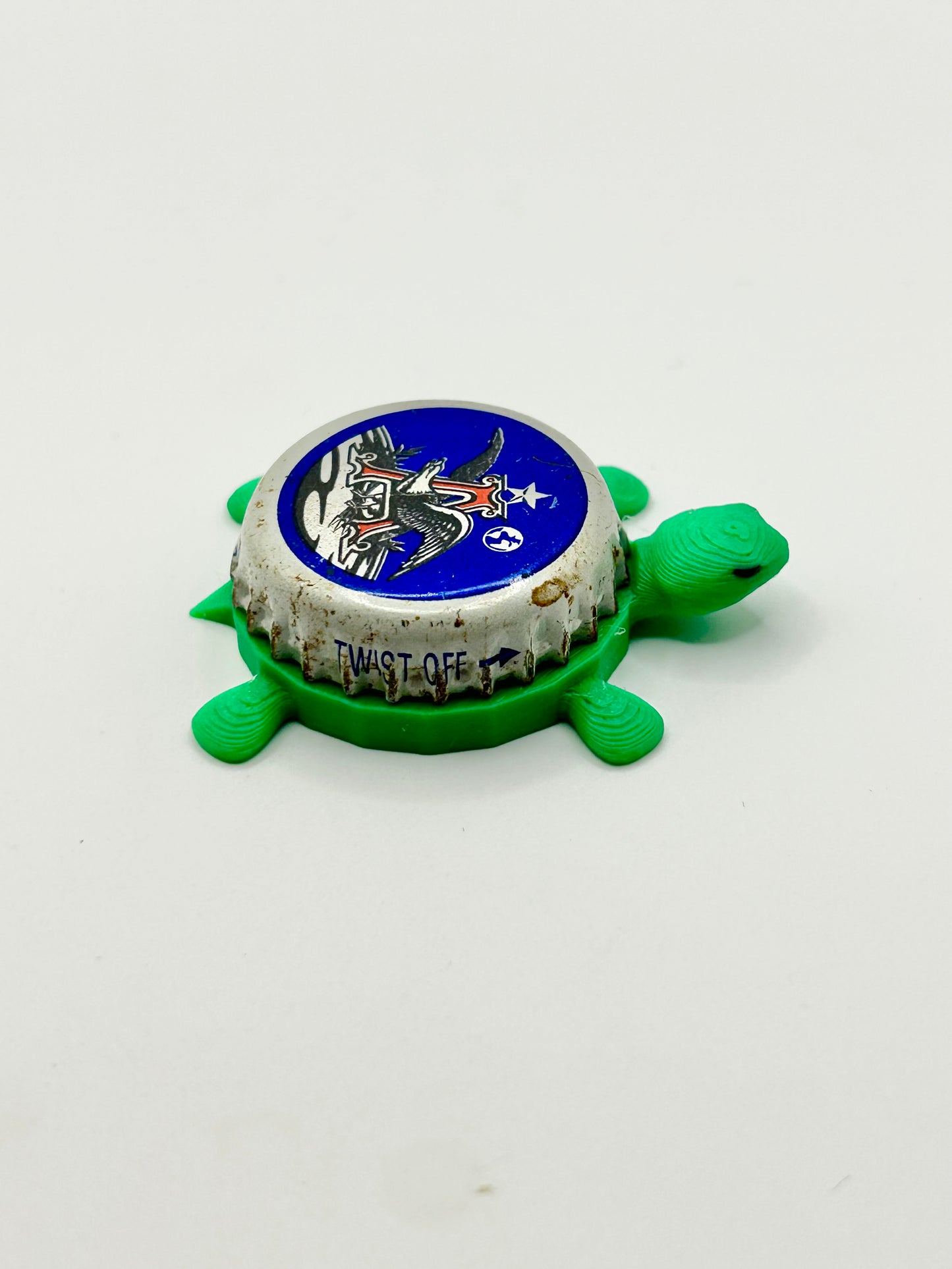 Anheuser Busch Budweiser Beer (Vintage - Blue) - Bottle Cap Magnet Turtle