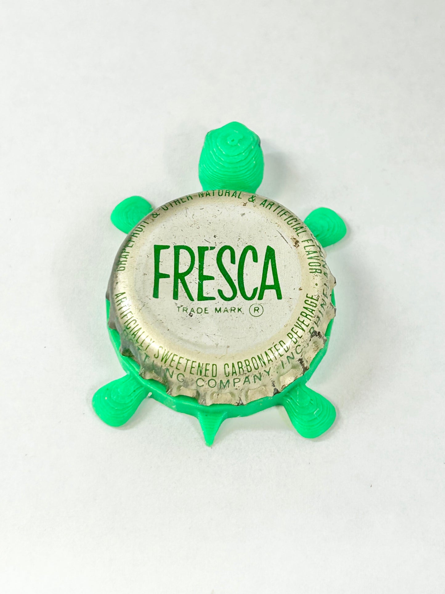Fresca (Vintage) - Bottle Cap Magnet Turtle