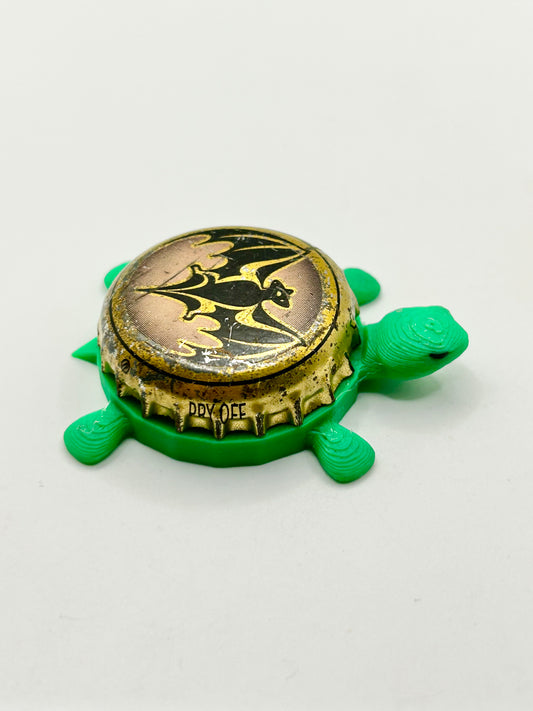 Bacardi (Bat, Black) - Bottle Cap Magnet Turtle