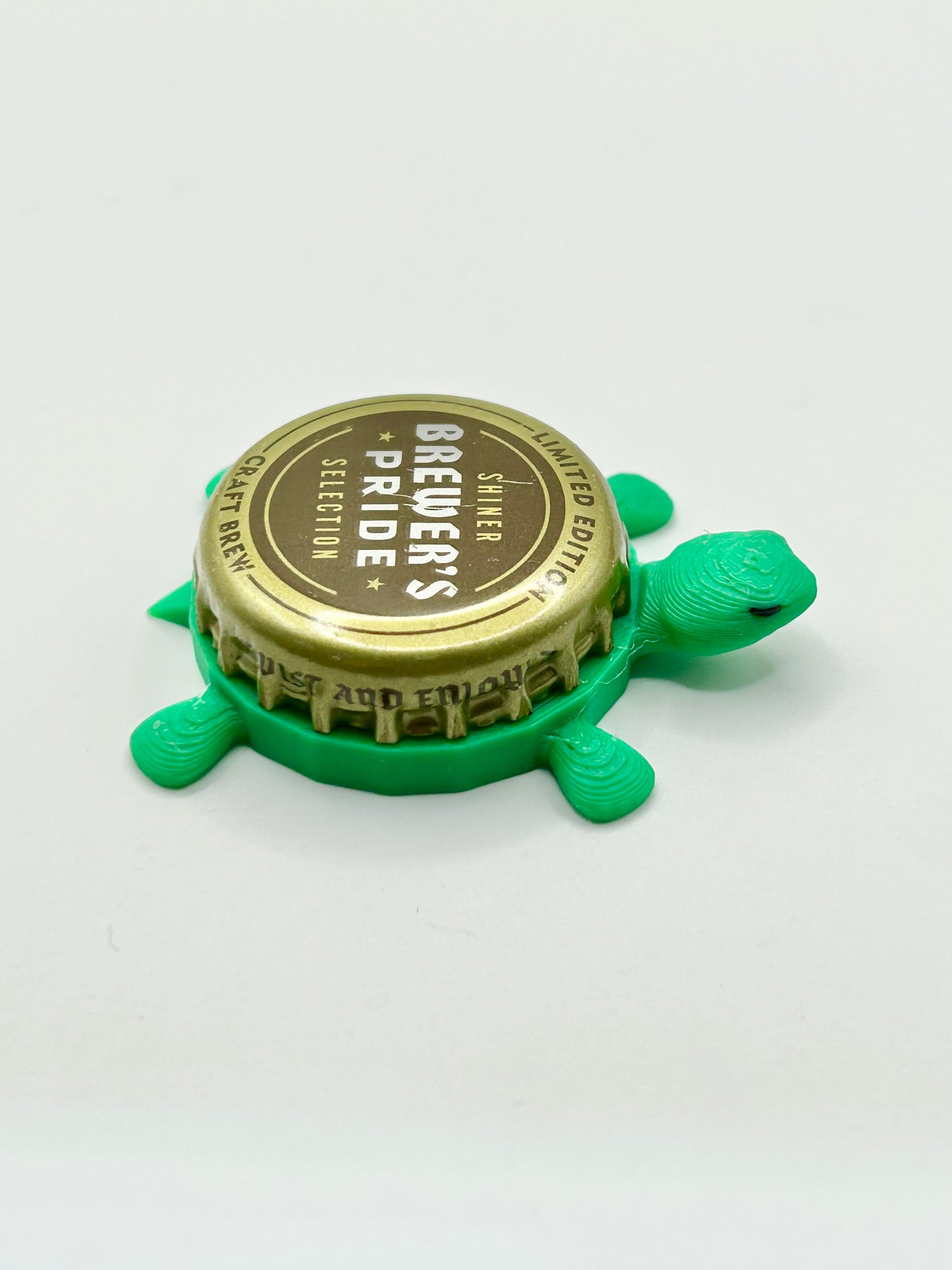 Shiner Brewer’s Pride - Bottle Cap Magnet Turtle
