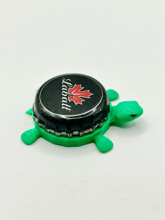 Labatt Blue (Black) - Bottle Cap Magnet Turtle