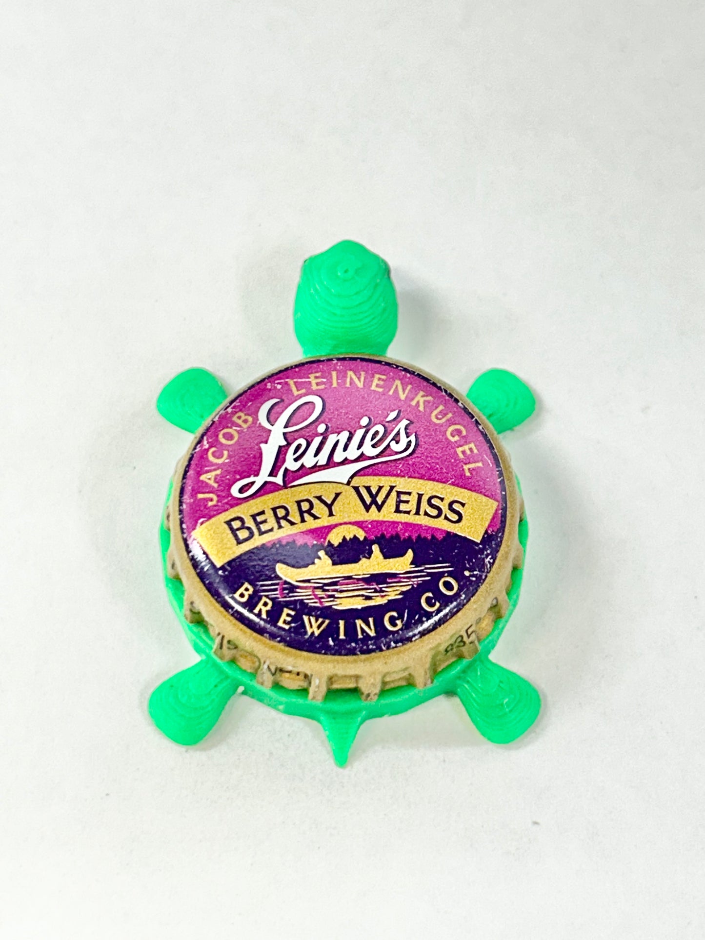 Leinenkugel's Berry Weiss - Bottle Cap Magnet Turtle