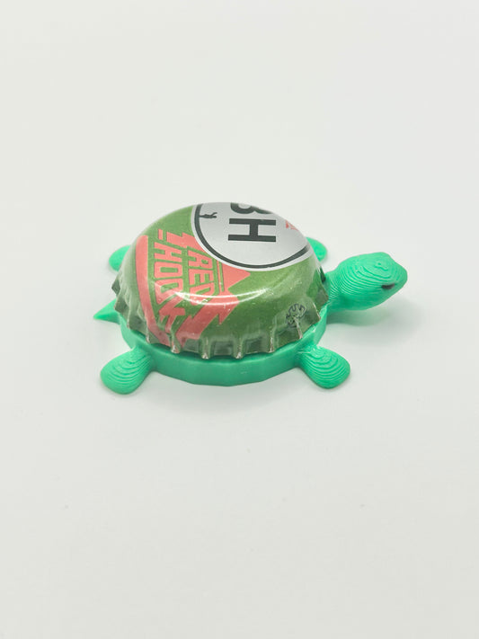 Red Hook IPA (BH Ben Harris Green) - Bottle Cap Magnet Turtle