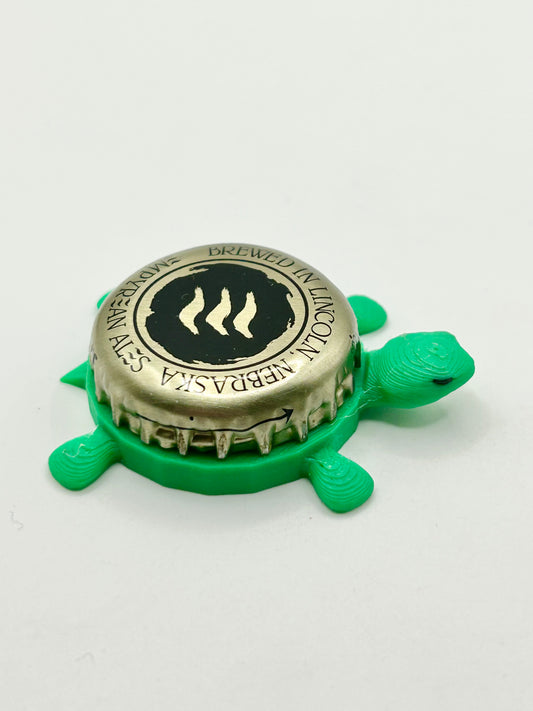 Empyrean Ales (Black Circle Border) - Bottle Cap Magnet Turtle
