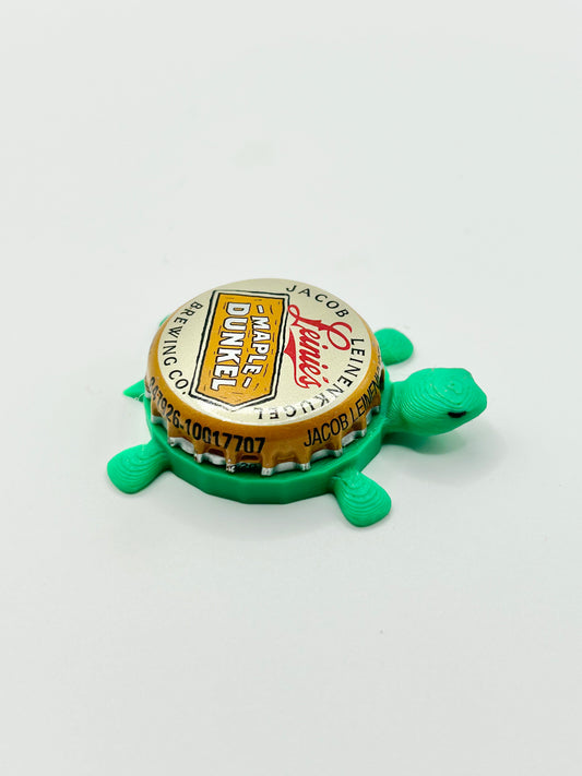 Leinenkugel's Maple Dunkel - Bottle Cap Magnet Turtle