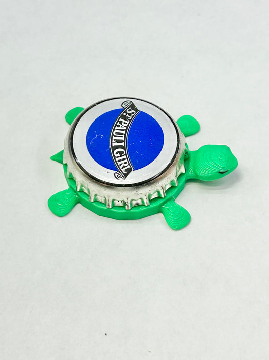 St Pauli Girl Lager (Blue Circle) - Bottle Cap Magnet Turtle