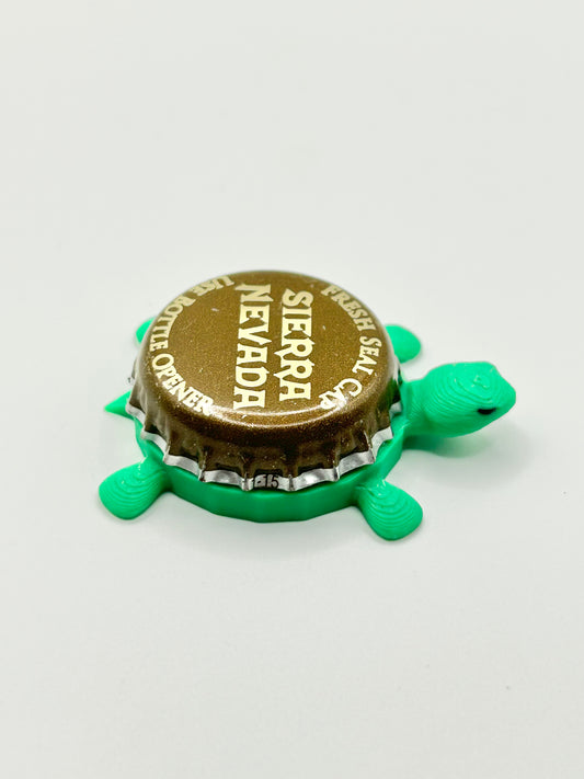 Sierra Nevada (Brown Cap) - Bottle Cap Magnet Turtle