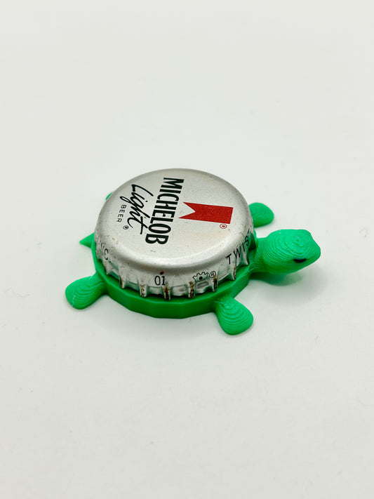 Michelob Light (Vintage) - Bottle Cap Magnet Turtle