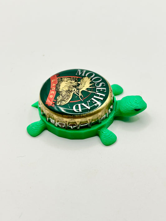 Moosehead Lager (Vintage, Large Moose) - Bottle Cap Magnet Turtle