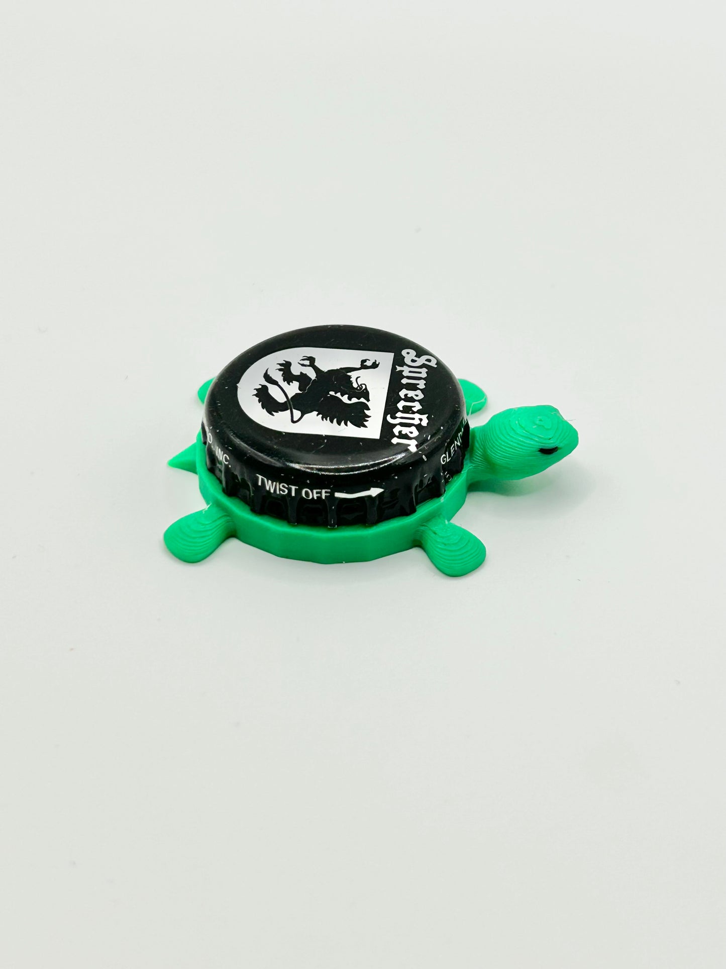 Sprecher (Black & White) - Bottle Cap Magnet Turtle