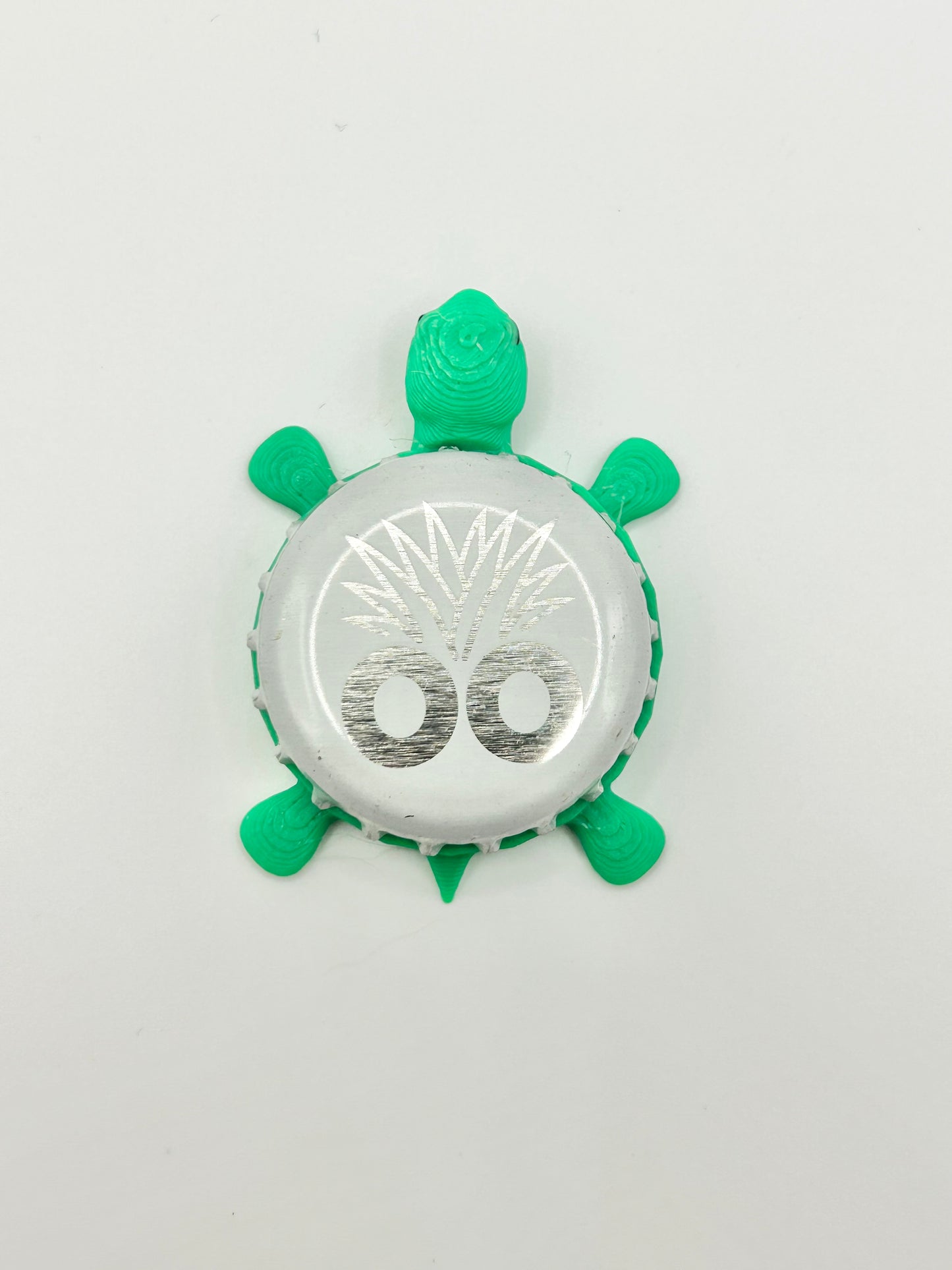 Oogave Soda - Bottle Cap Magnet Turtle