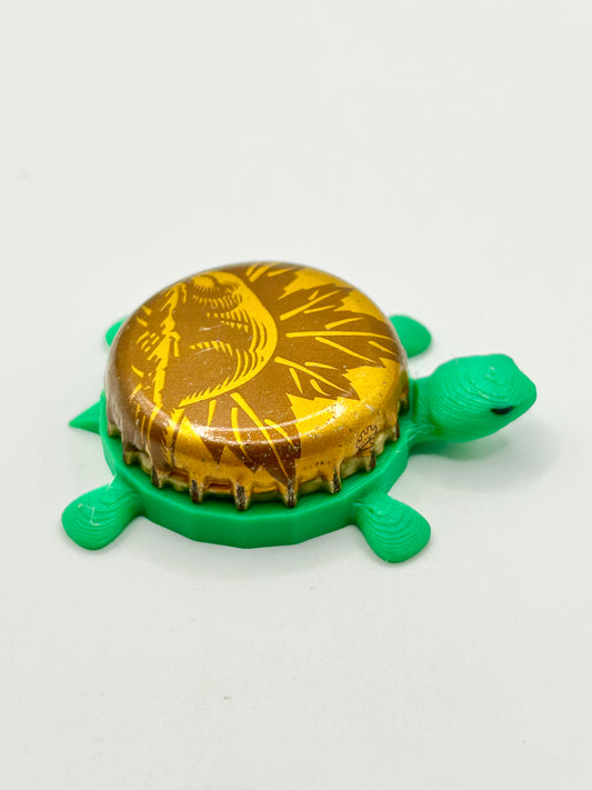 Woodchuck (Gold Beaver) - Bottle Cap Magnet Turtle