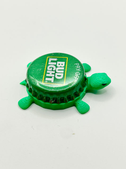 Bud Light (Green) - Bottle Cap Magnet Turtle