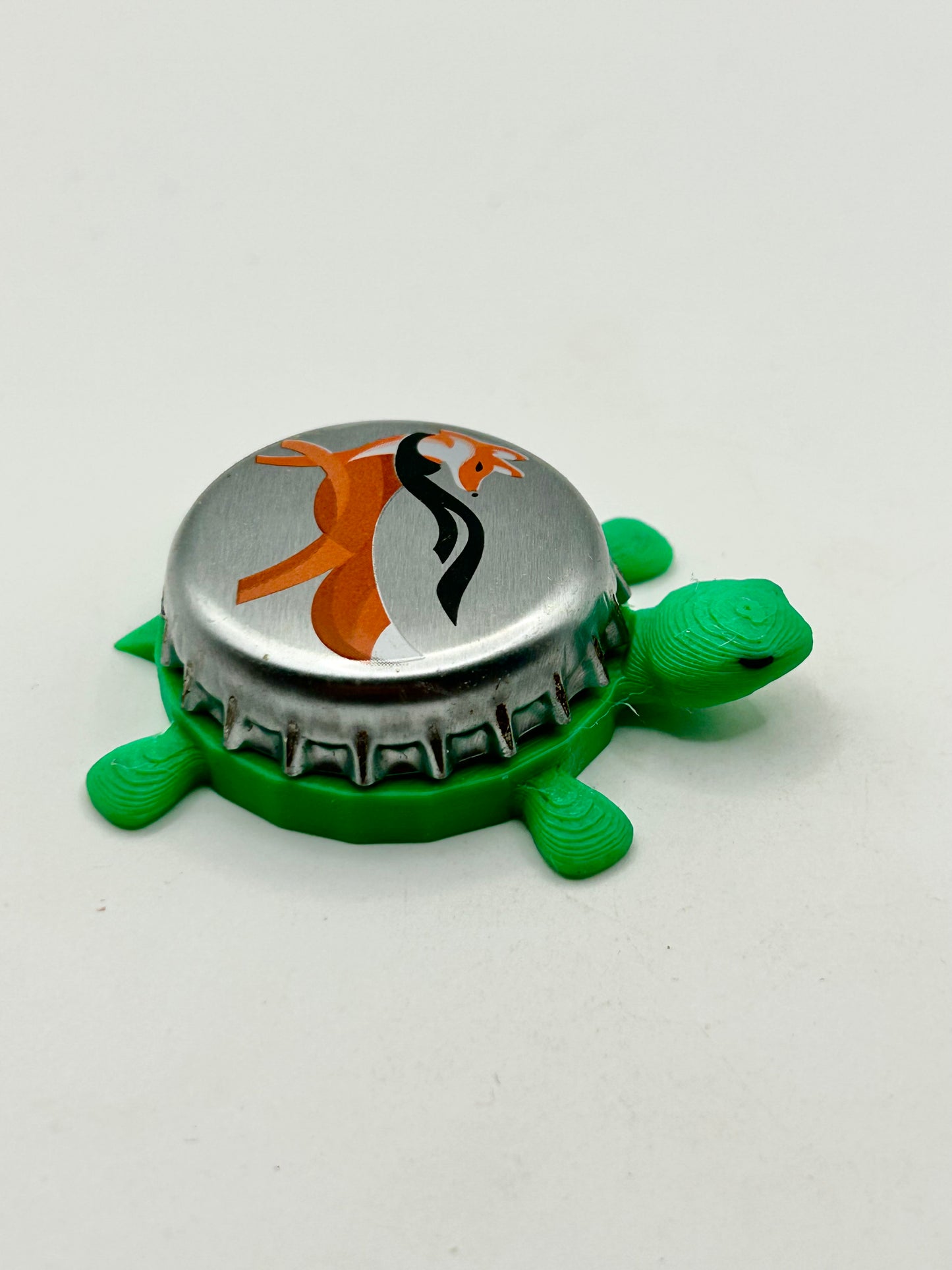 Wyndridge Farm Brewing - Bottle Cap Magnet Turtle