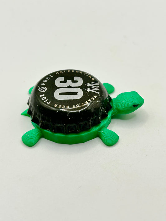 Widmer Brothers Brewing (30 Years) - Bottle Cap Magnet Turtle
