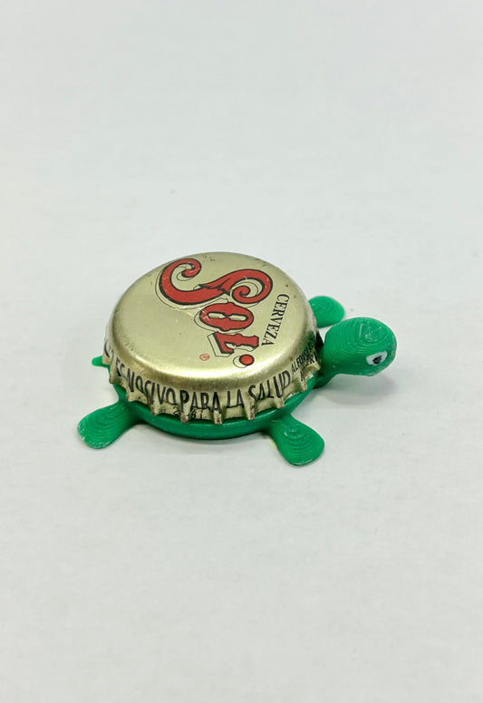 Sol Cerveza - Bottle Cap Magnet Turtle