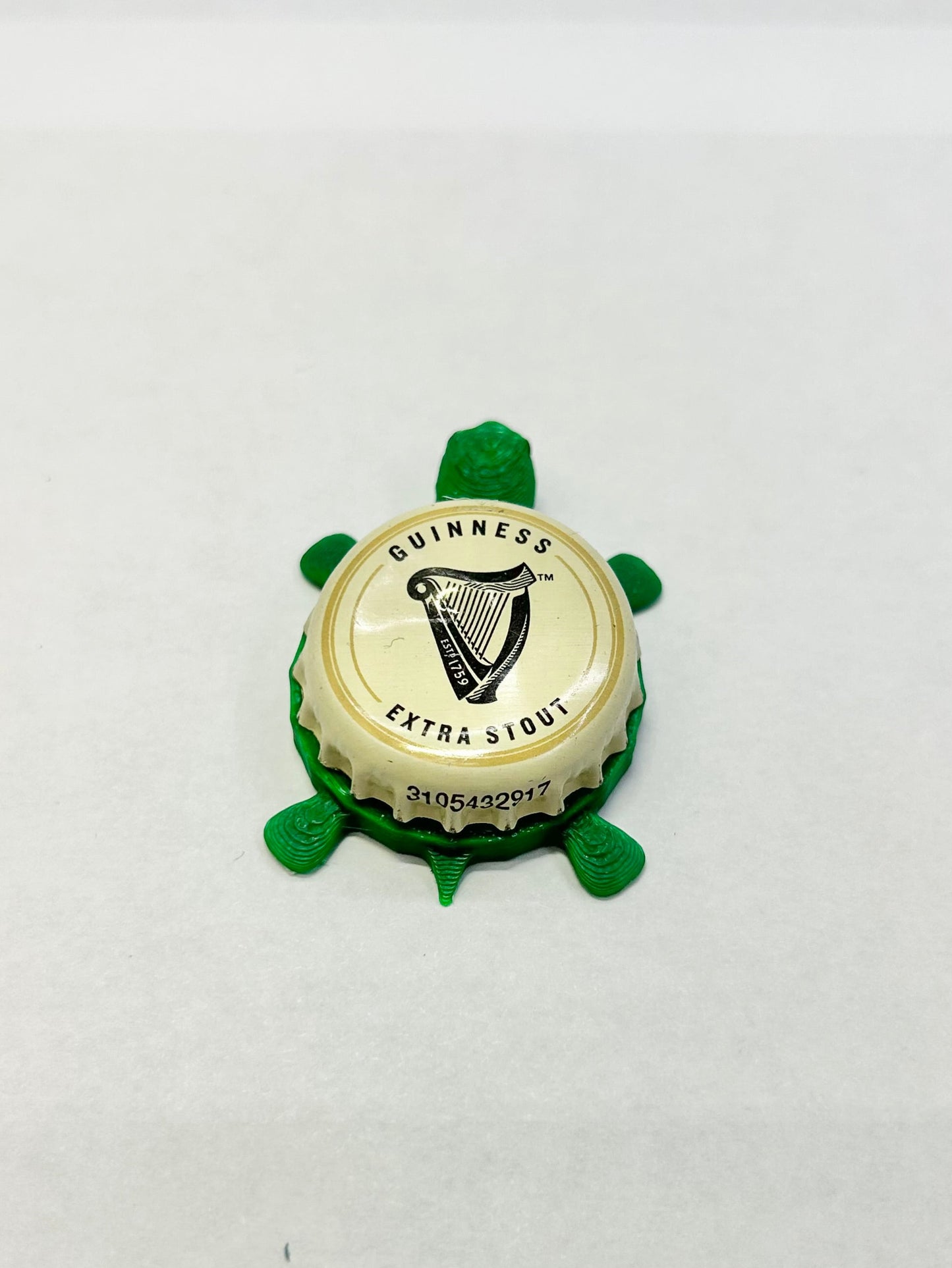 Guinness Extra Stout - Bottle Cap Magnet Turtle