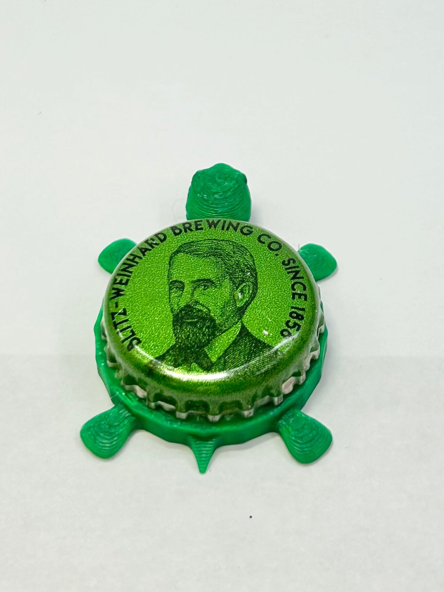 Blitz Weinhard Brewing (Green) - Bottle Cap Magnet Turtle