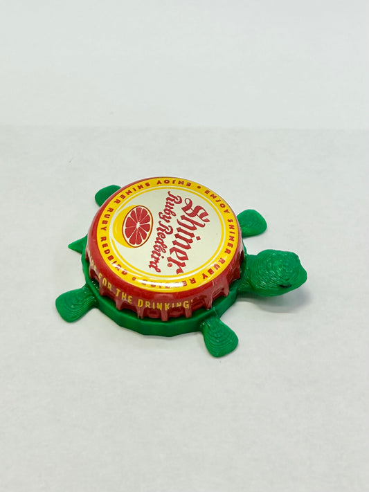 Shiner Ruby Redbird - Bottle Cap Magnet Turtle