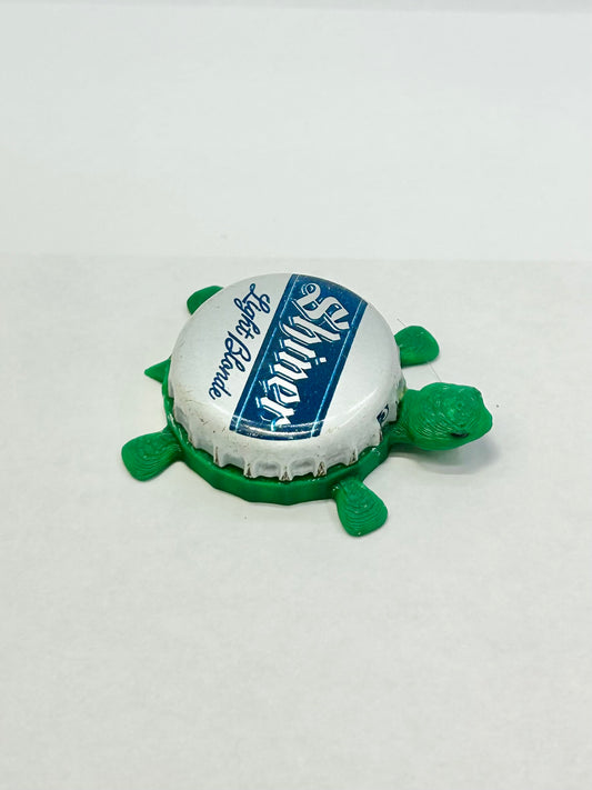 Shiner Light Blonde - Bottle Cap Magnet Turtle
