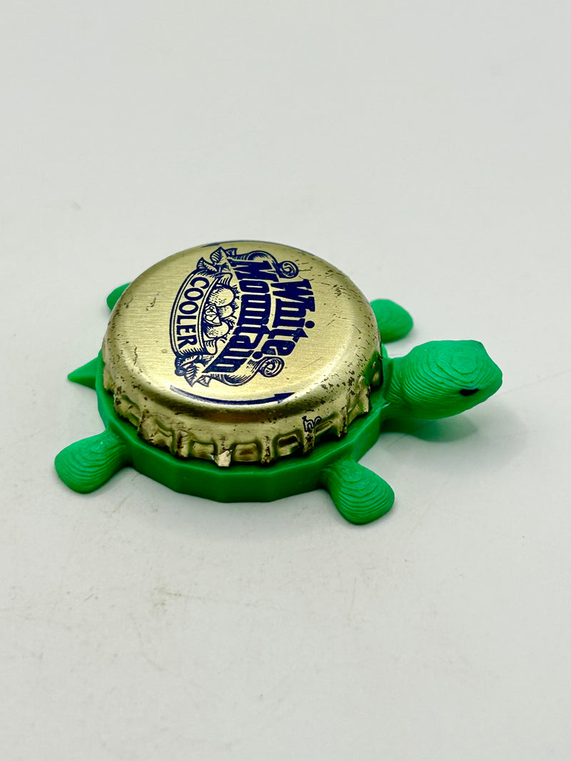 White Mountain Wine Cooler (Stroh’s Brewing) - Bottle Cap Magnet Turtle (Copy) Shell Shocked Art