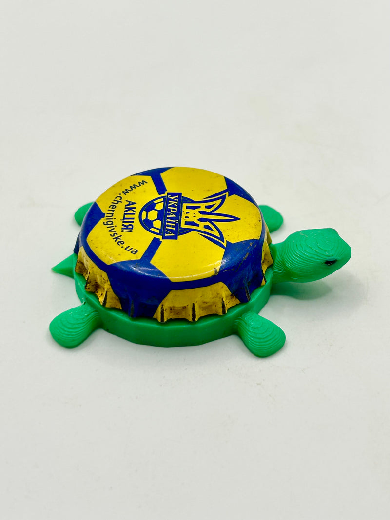 Abinbev Efes, Desna (Ukraine, Yellow) - Bottle Cap Magnet Turtle Shell Shocked Art