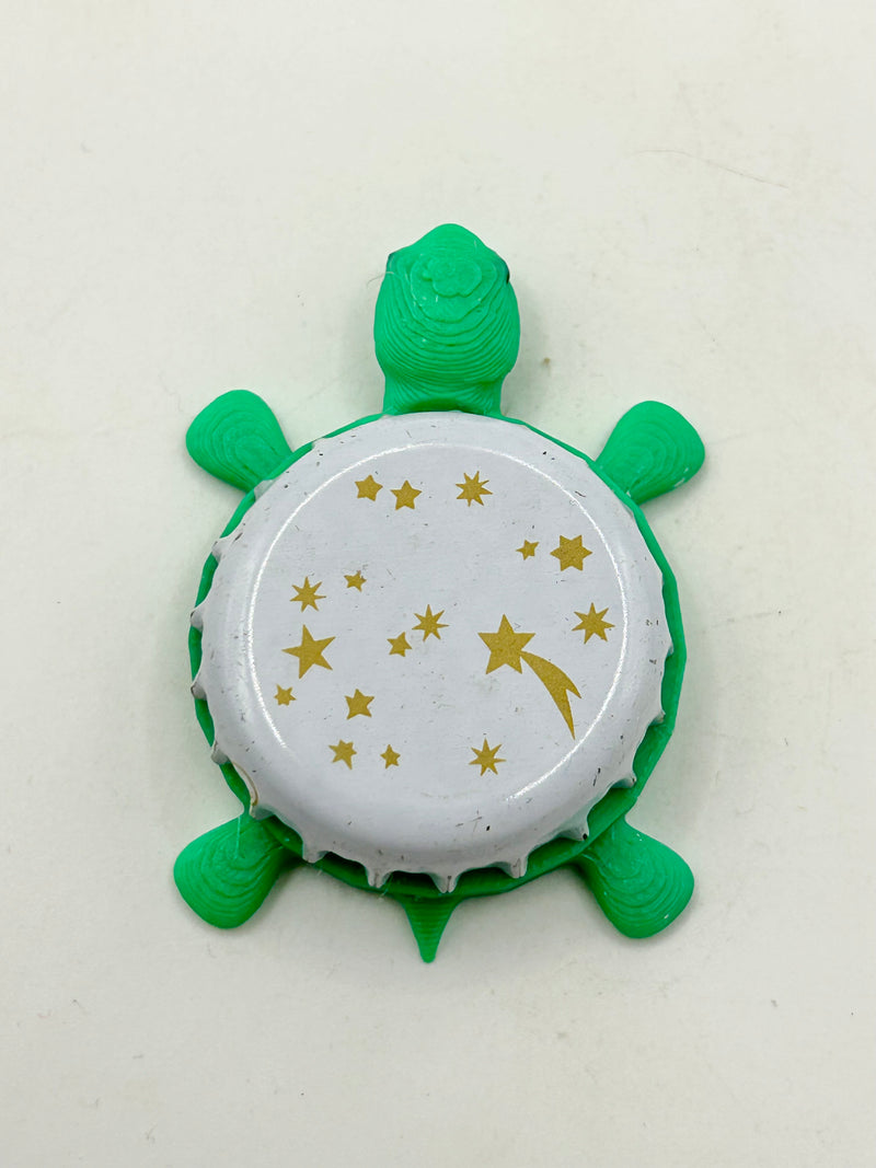 Heidelberger Weihnachtsbier (Stars) - Bottle Cap Magnet Turtle (Copy) Shell Shocked Art
