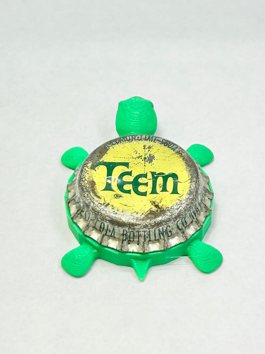 Teem (Vintage) - Bottle Cap Magnet Turtle