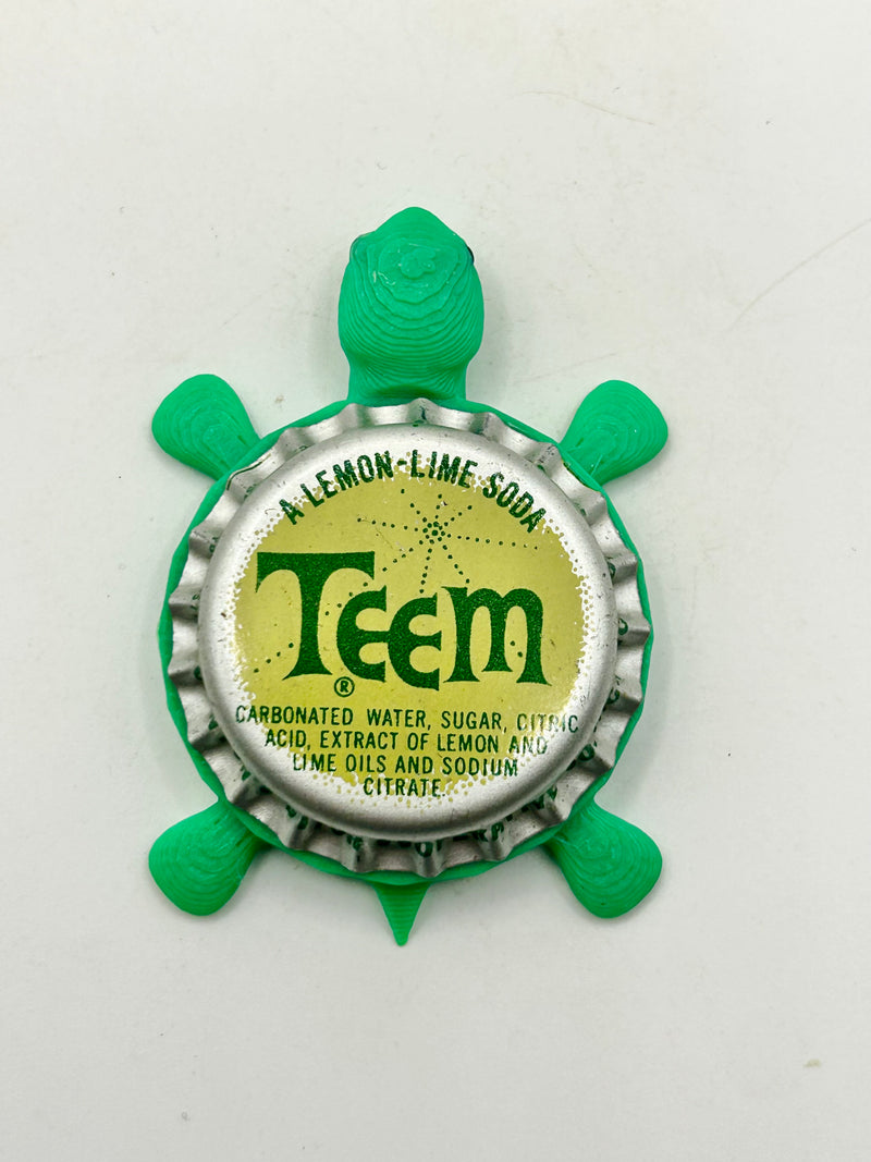 Teem (Vintage) - Bottle Cap Magnet Turtle Shell Shocked Art