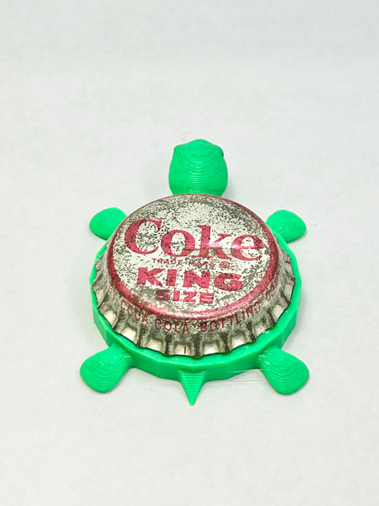 Coke King Size (Vintage) - Bottle Cap Magnet Turtle