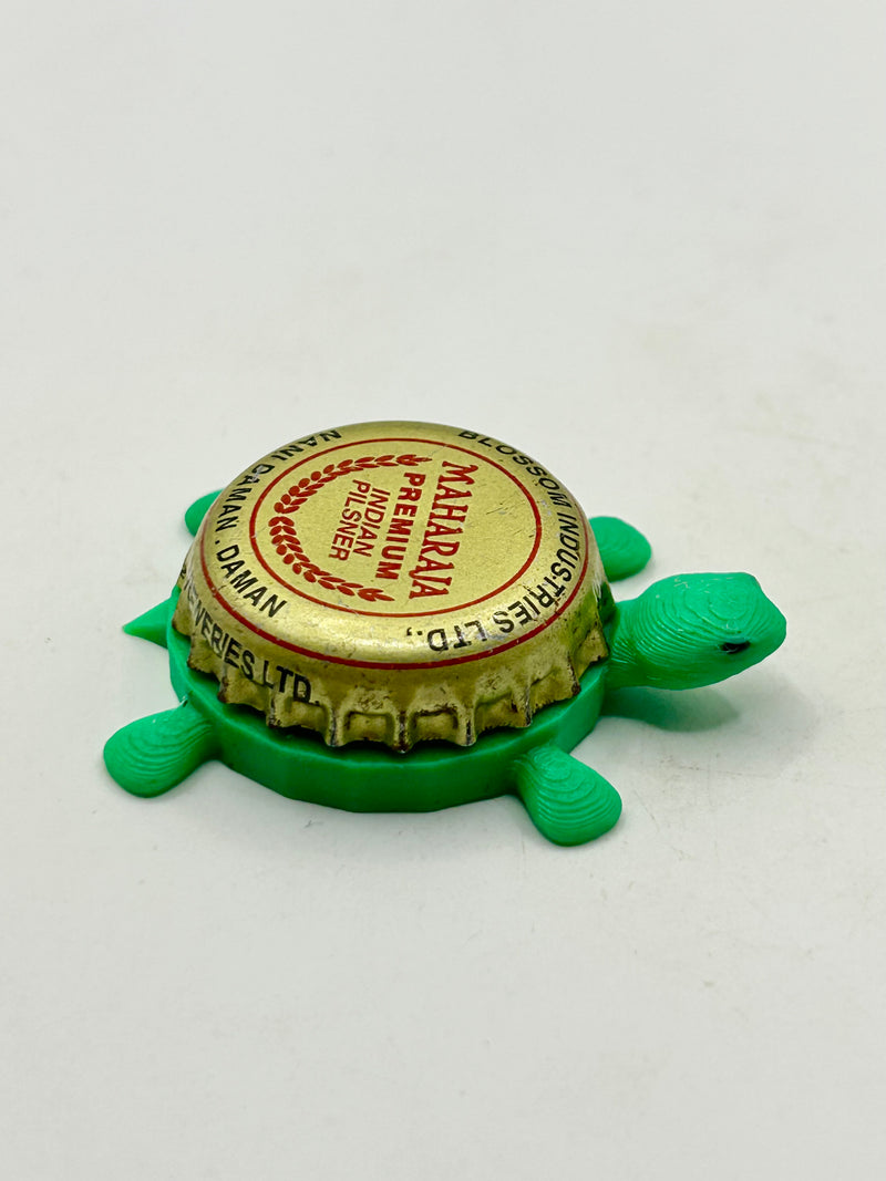 Maharaja Premium (India) - Bottle Cap Magnet Turtle Shell Shocked Art