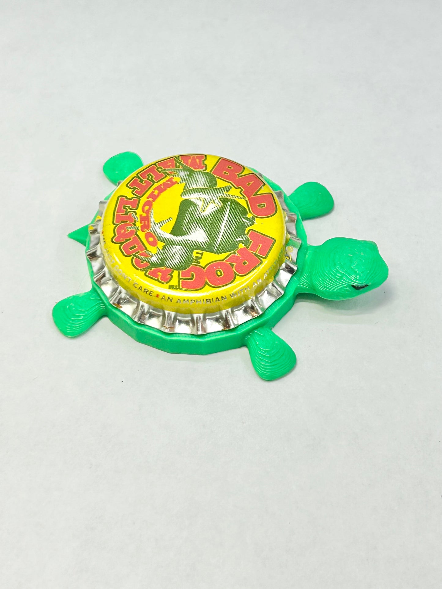 Bad Frog Malt Liquor - Bottle Cap Magnet Turtle