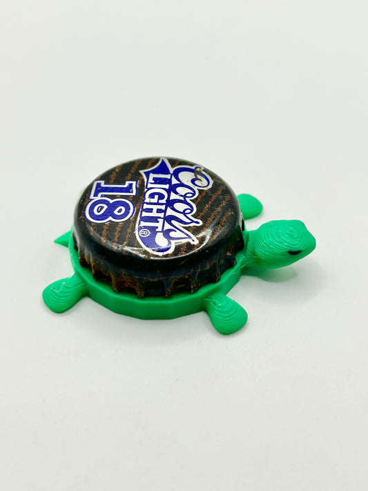 Coors Light 18 - Bottle Cap Magnet Turtle