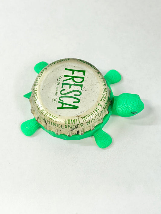 Fresca (Vintage) - Bottle Cap Magnet Turtle