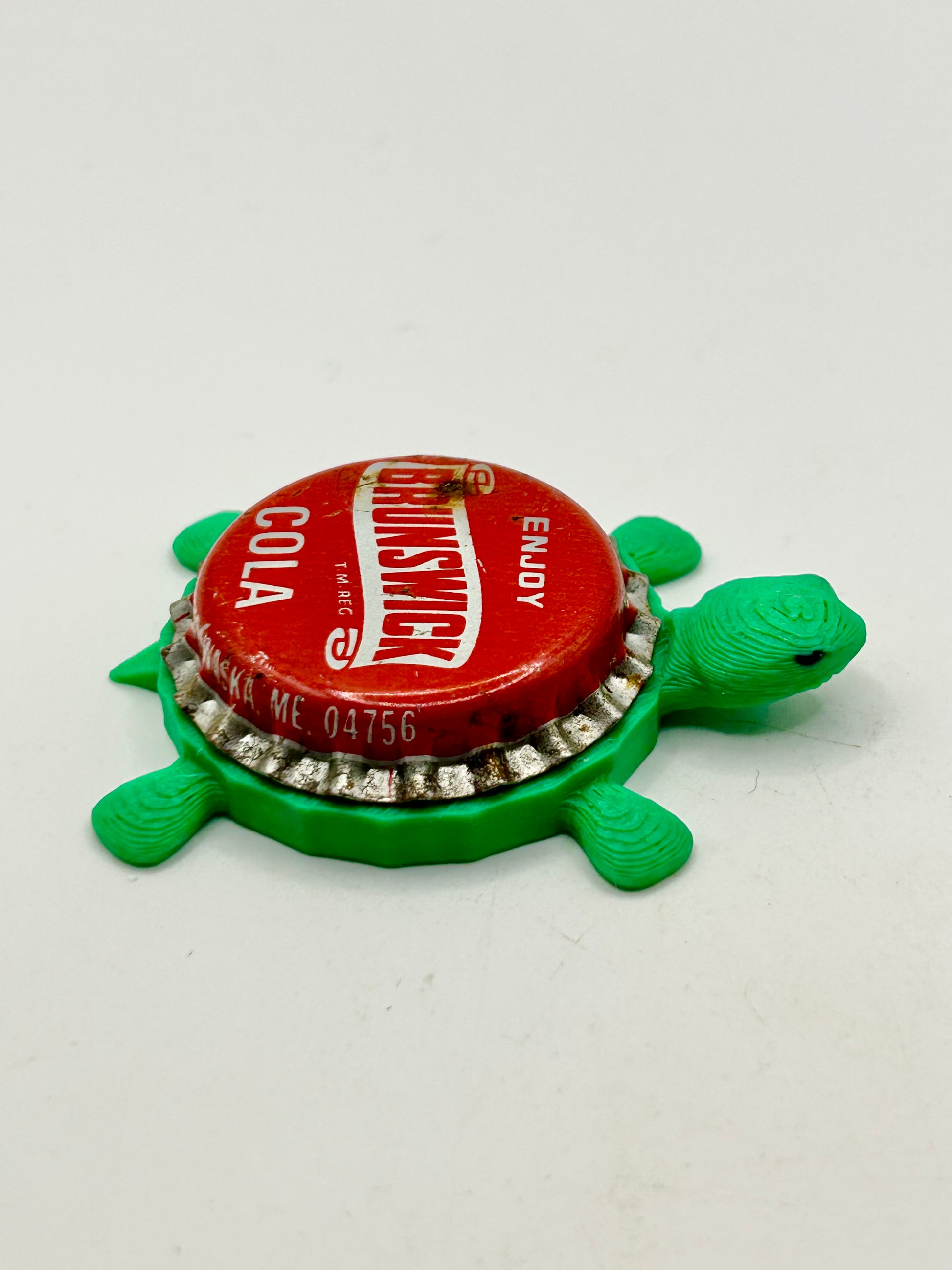 Brunswick Cola - Bottle Cap Magnet Turtle Shell Shocked Art