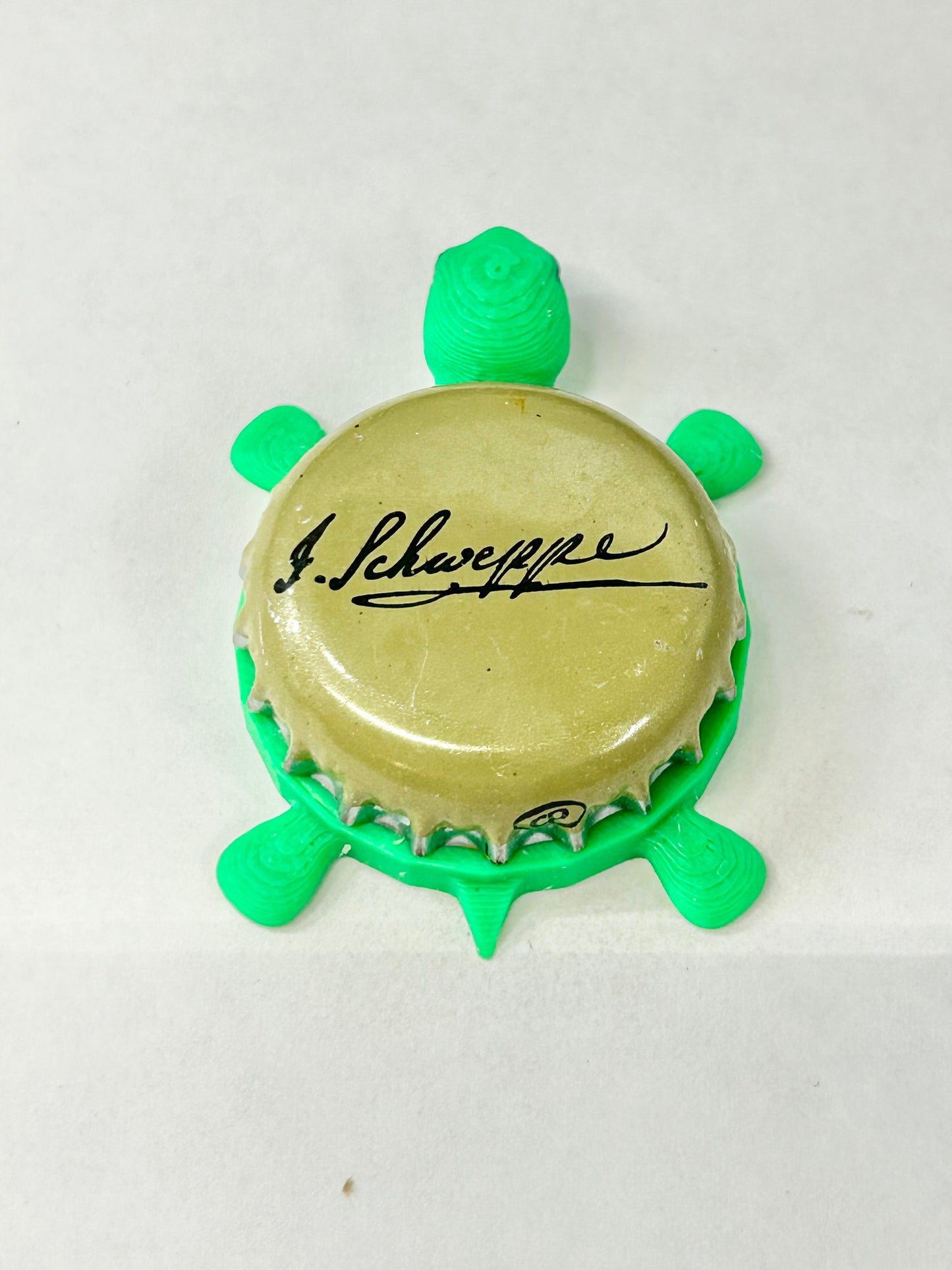 Schweppe’s Beer - Bottle Cap Magnet Turtle
