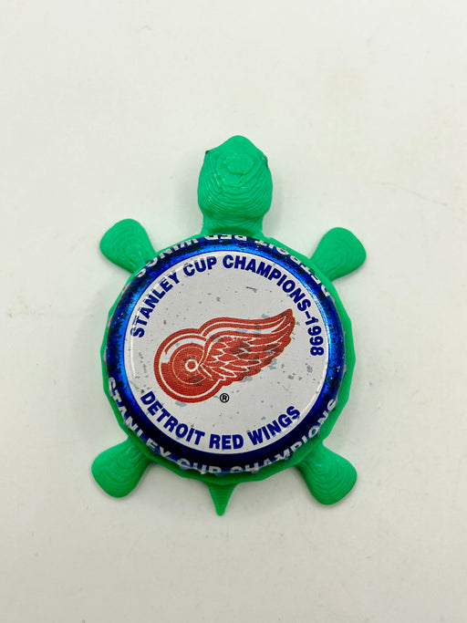 Detroit Red Wings Stanley Cup Champions (1998) - Bottle Cap Magnet Turtle Shell Shocked Art
