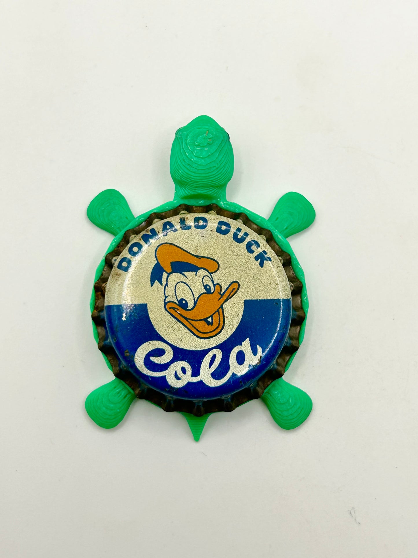 Donald Duck Cola Soda (Vintage) - Bottle Cap Magnet Turtle