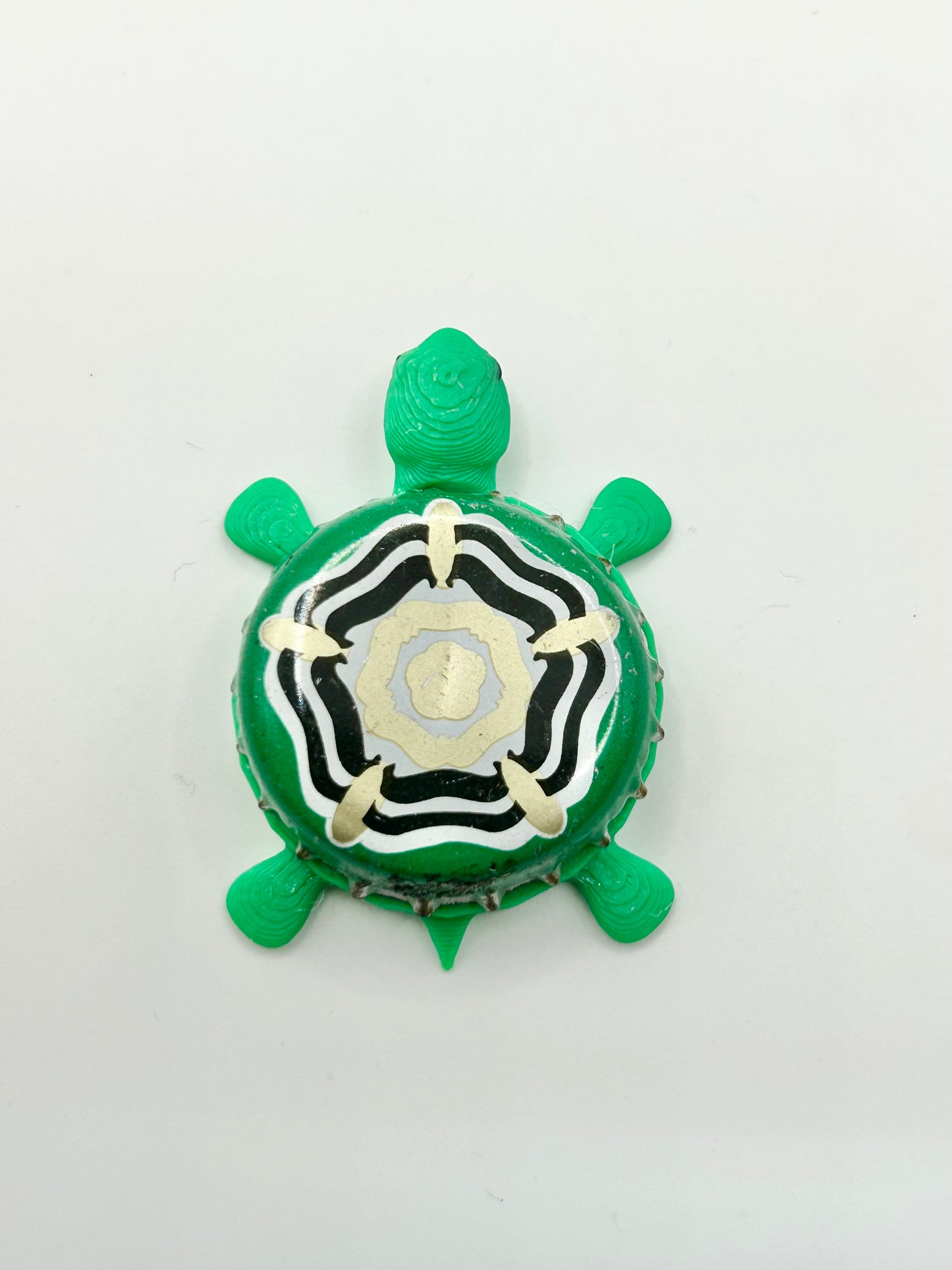 Samuel Smith Brewing (Green) - Bottle Cap Magnet Turtle