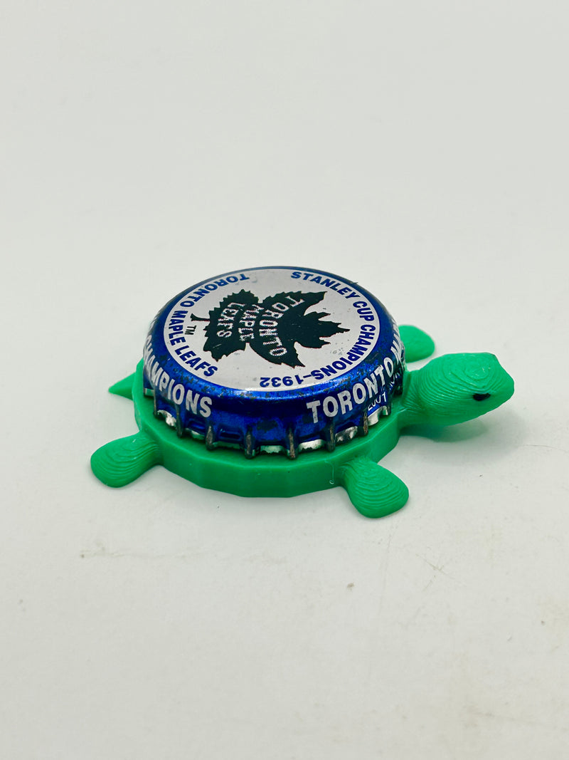 Toronto Maple Leafs Stanley Cup Champions (1932) - Bottle Cap Magnet Turtle Shell Shocked Art