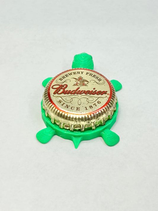 Budweiser - Bottle Cap Magnet Turtle