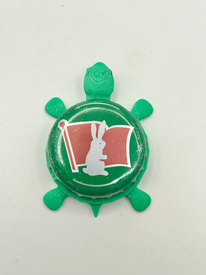 Molson Old Style Pilsner - Bottle Cap Magnet Turtle Shell Shocked Art