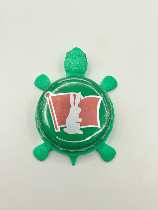 Molson Old Style Pilsner - Bottle Cap Magnet Turtle