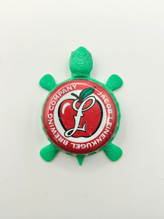 Leinenkugel's Red (Apple) - Bottle Cap Magnet Turtle