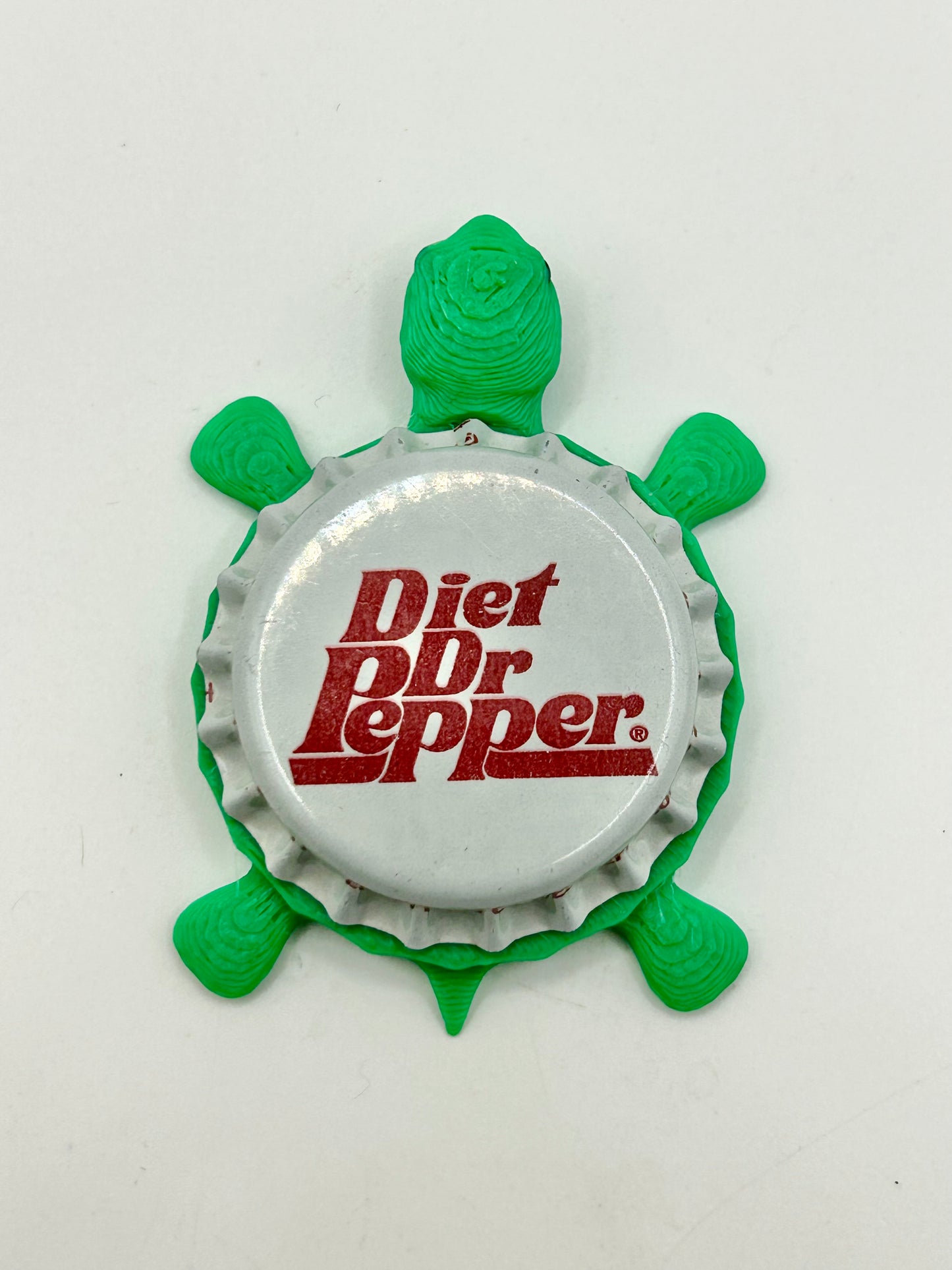 Diet Dr Pepper Soda - Bottle Cap Magnet Turtle