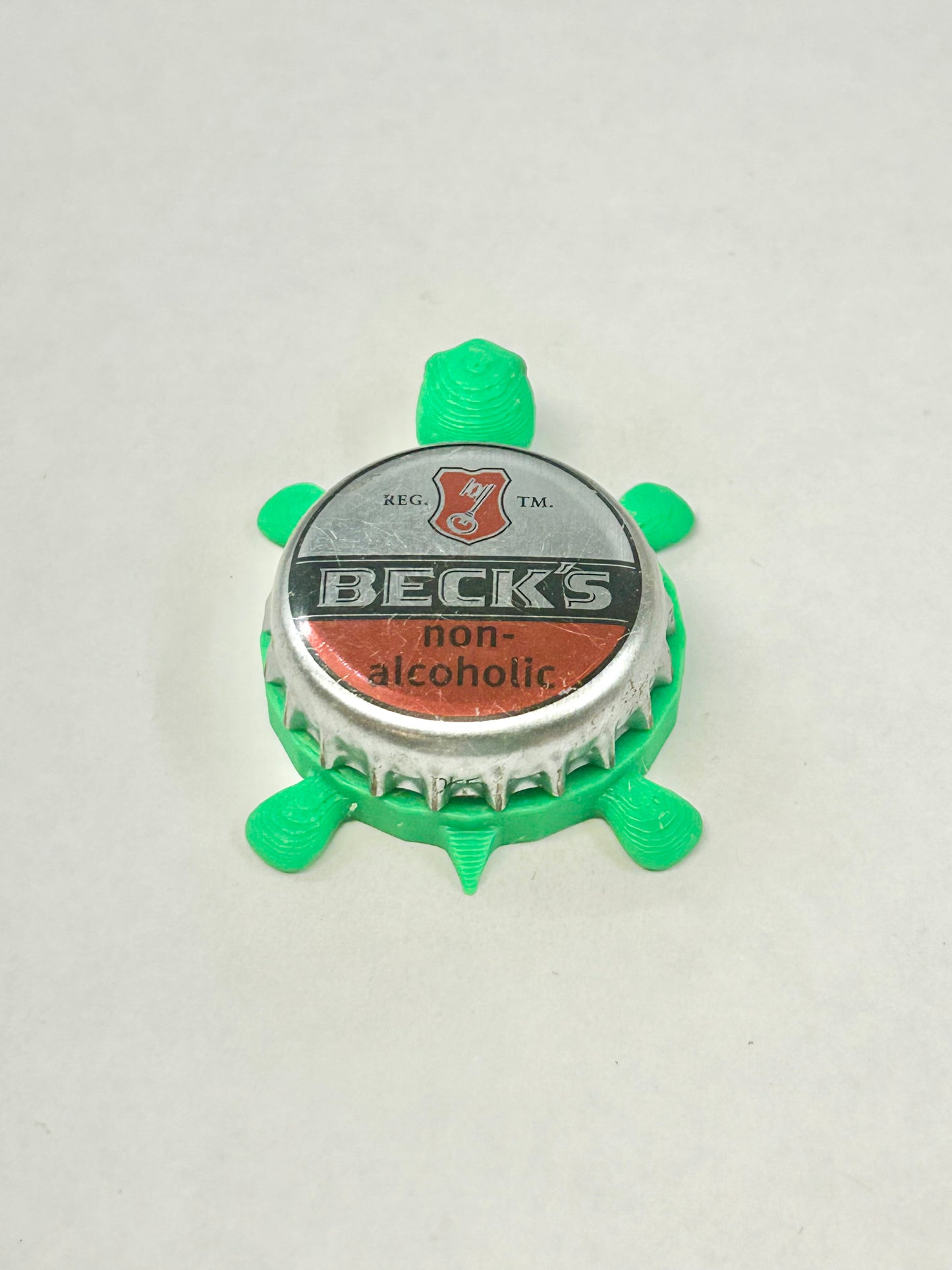 Beck’s NA (Non Alcoholic) - Bottle Cap Magnet Turtle