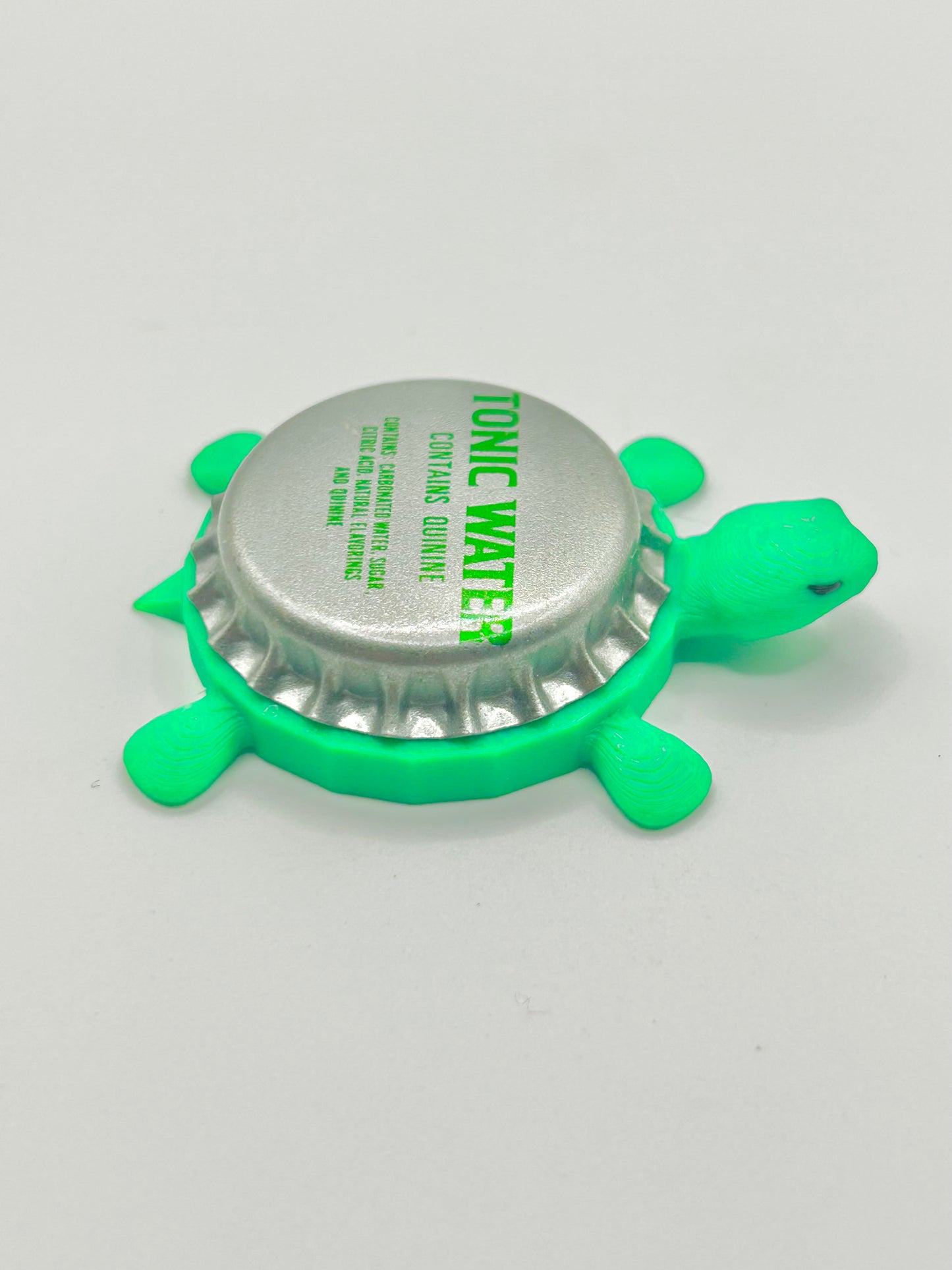 Tonic Water - Bottle Cap Magnet Turtle