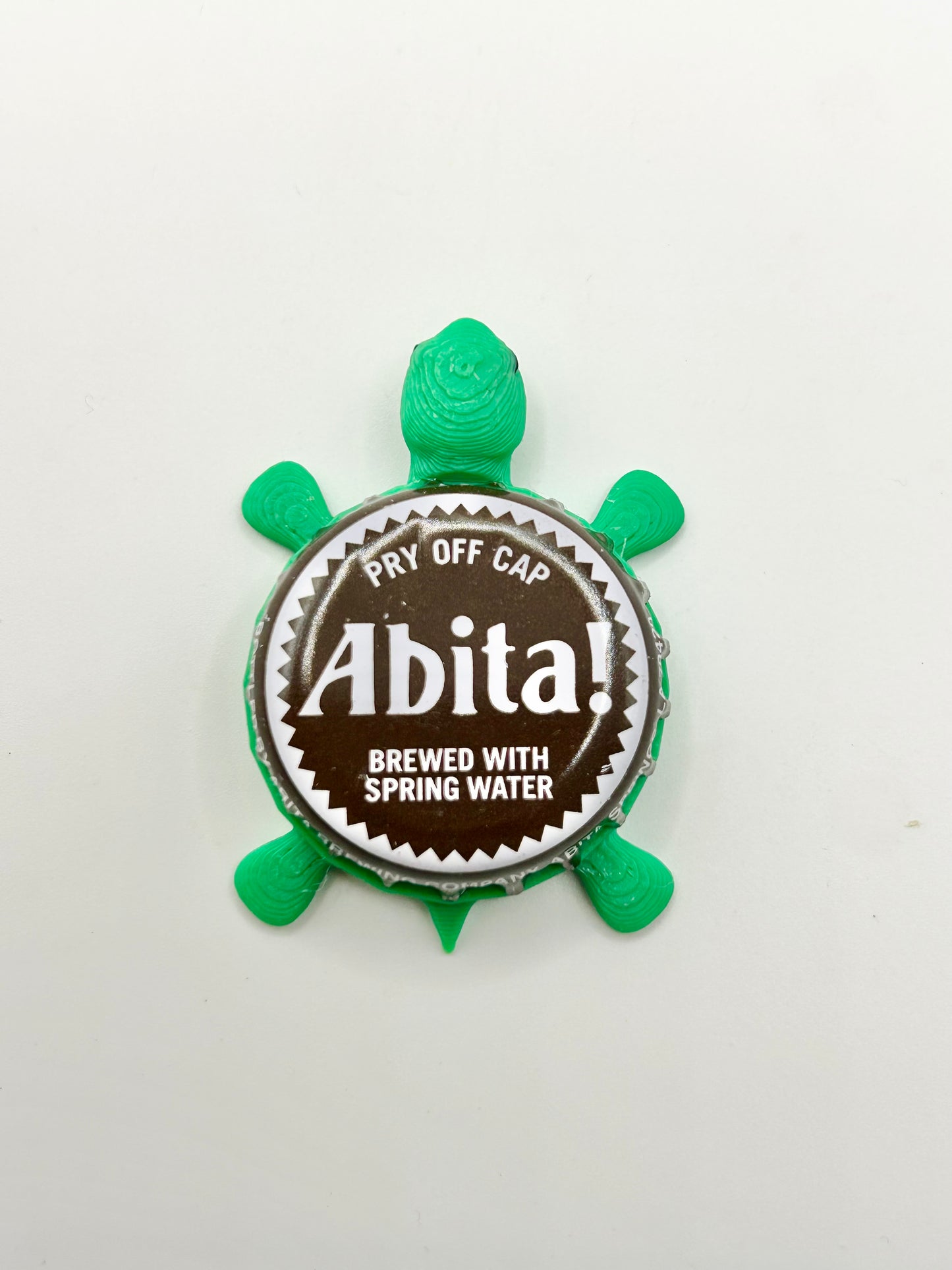 Abita Beer (Brown & White Cap) - Bottle Cap Magnet Turtle