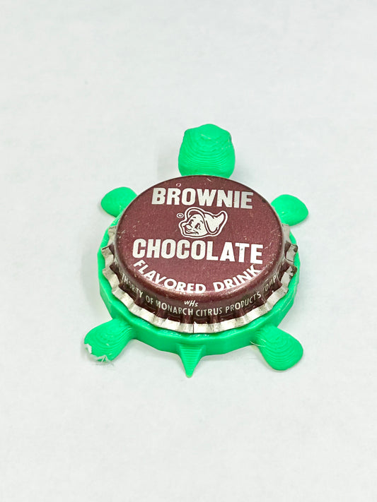 Brownie Chocolate (Vintage) - Bottle Cap Magnet Turtle