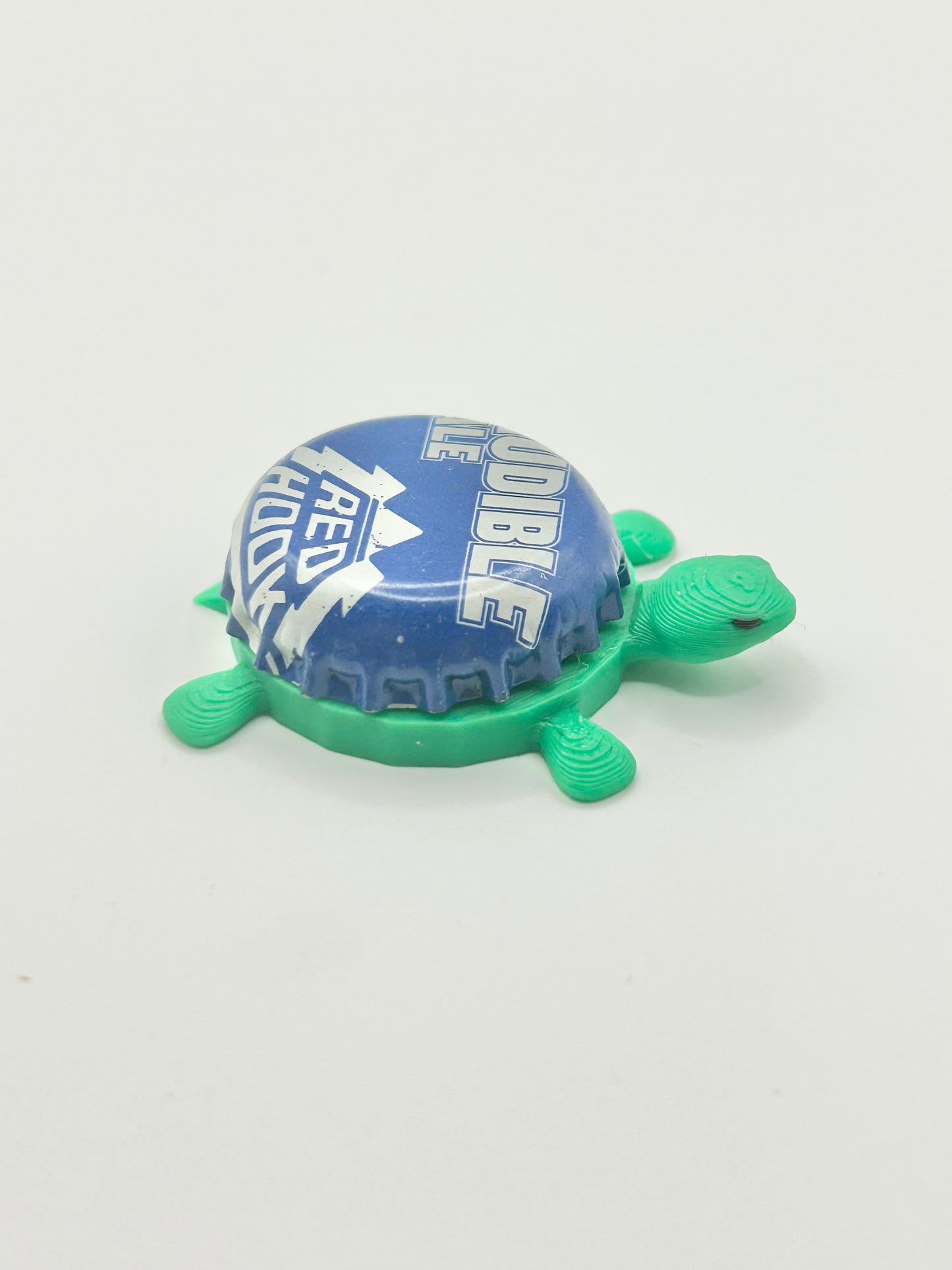 Red Hook Audible Ale (Blue) - Bottle Cap Magnet Turtle